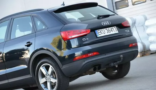 AUDI Q3 