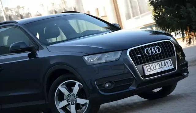 AUDI Q3 