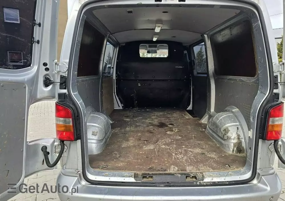 VOLKSWAGEN Transporter 