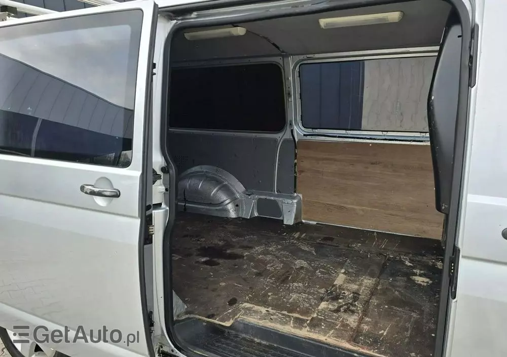 VOLKSWAGEN Transporter 
