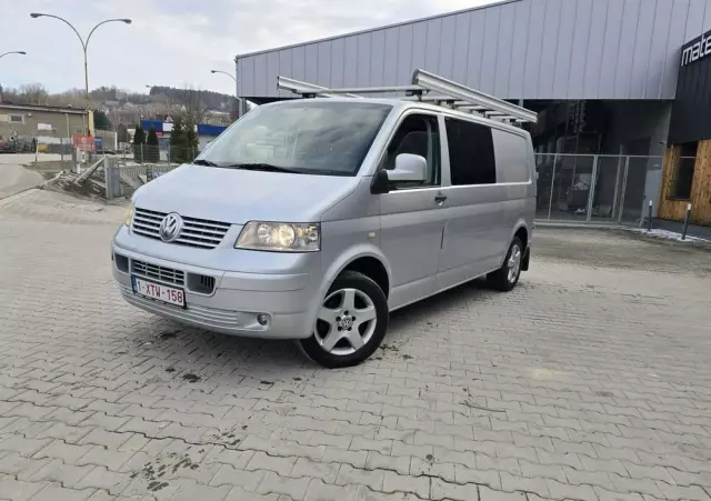 VOLKSWAGEN Transporter 