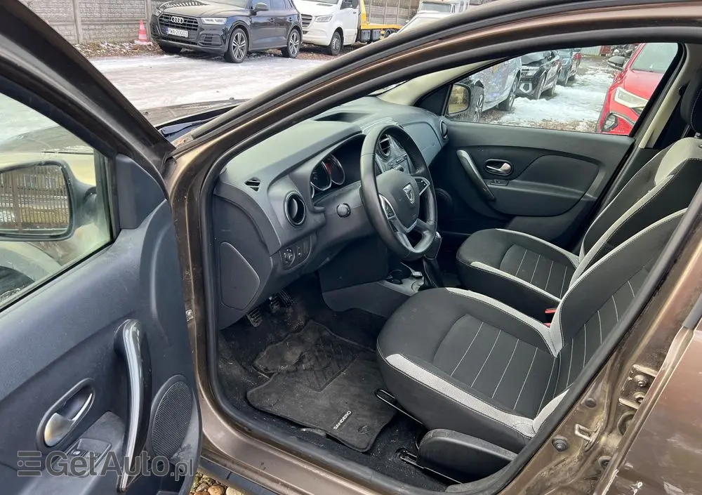 DACIA Sandero Stepway Blue dCi 95 Essential