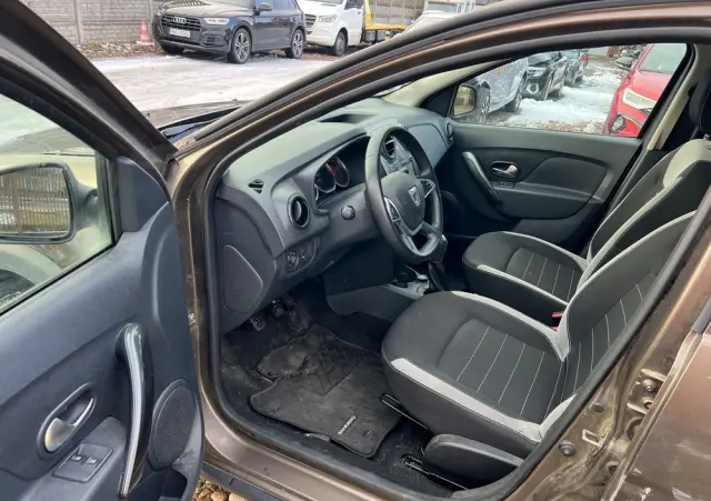 DACIA Sandero Stepway Blue dCi 95 Essential