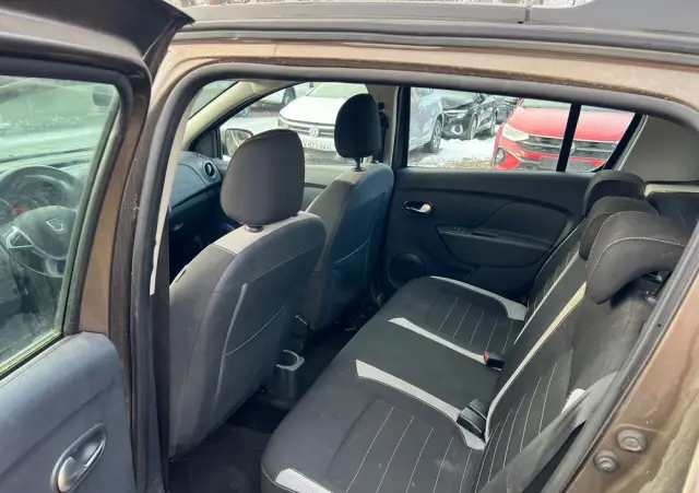 DACIA Sandero Stepway Blue dCi 95 Essential