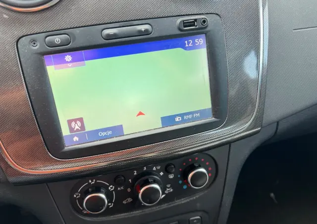 DACIA Sandero Stepway Blue dCi 95 Essential