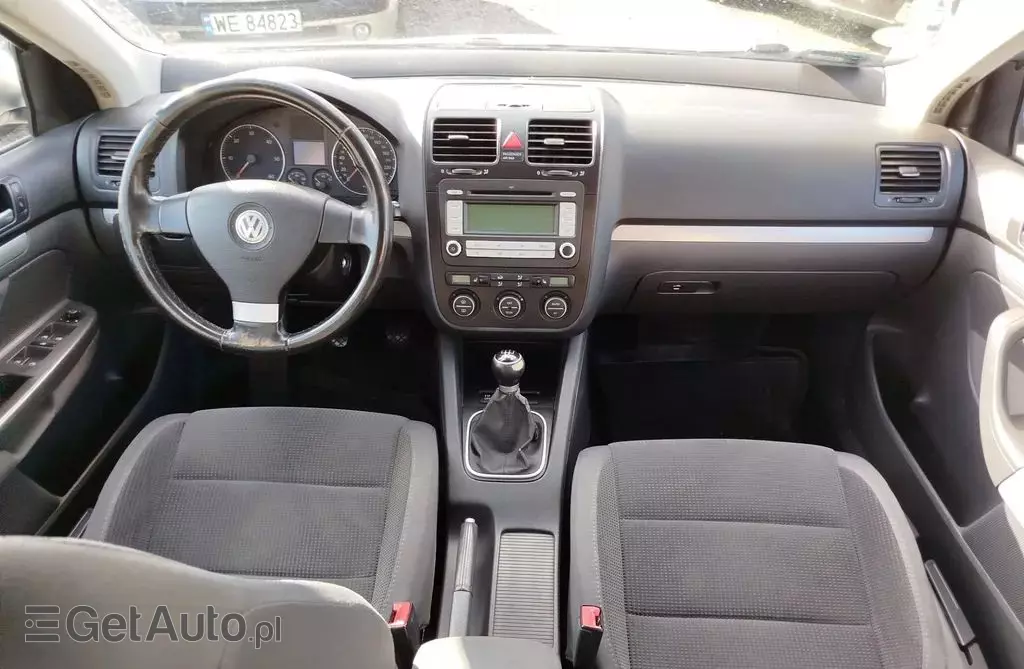 VOLKSWAGEN Golf 1.9 TDI (105 KM)