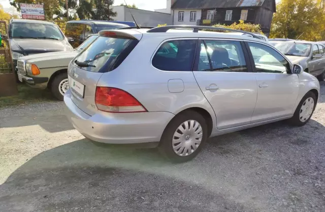 VOLKSWAGEN Golf 1.9 TDI (105 KM)