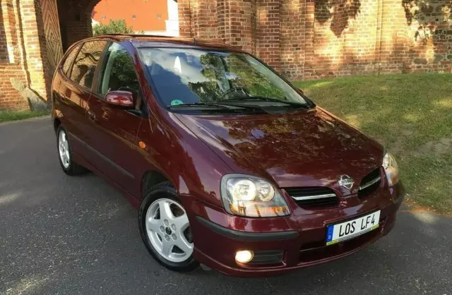 NISSAN Almera 
