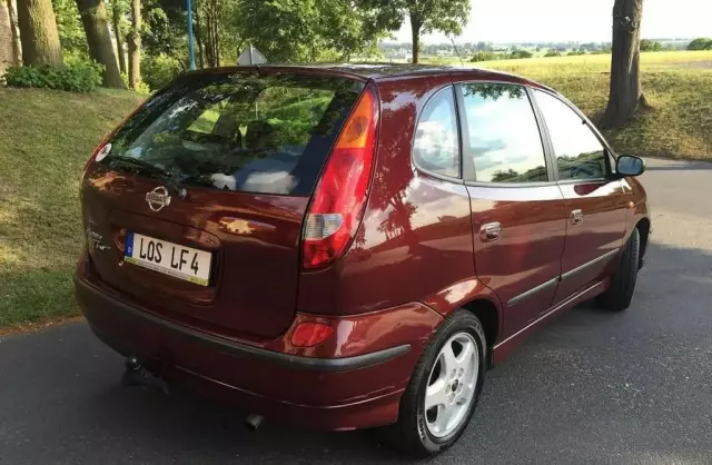 NISSAN Almera 