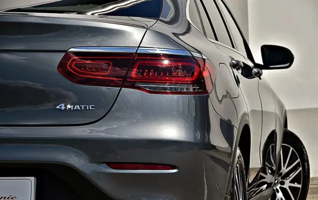 MERCEDES-BENZ GLC 200 4-Matic