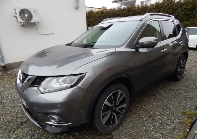 NISSAN X-Trail 1.6 dCi Xtronic 360