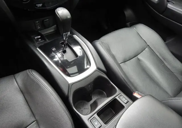 NISSAN X-Trail 1.6 dCi Xtronic 360