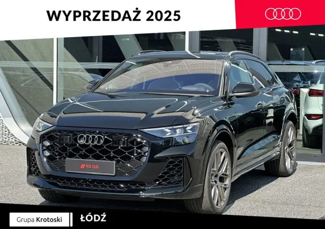AUDI RS Q8 