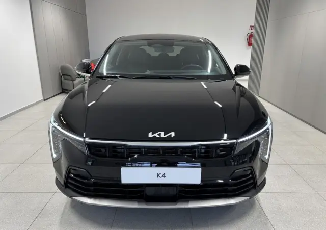 KIA K4 