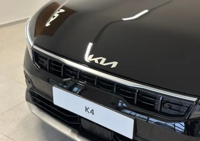 KIA K4 