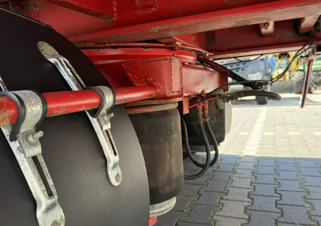 BLUMHARDT Niskopodwozie SAL 40.24 3-Osie BPW Tylna Skrętna 