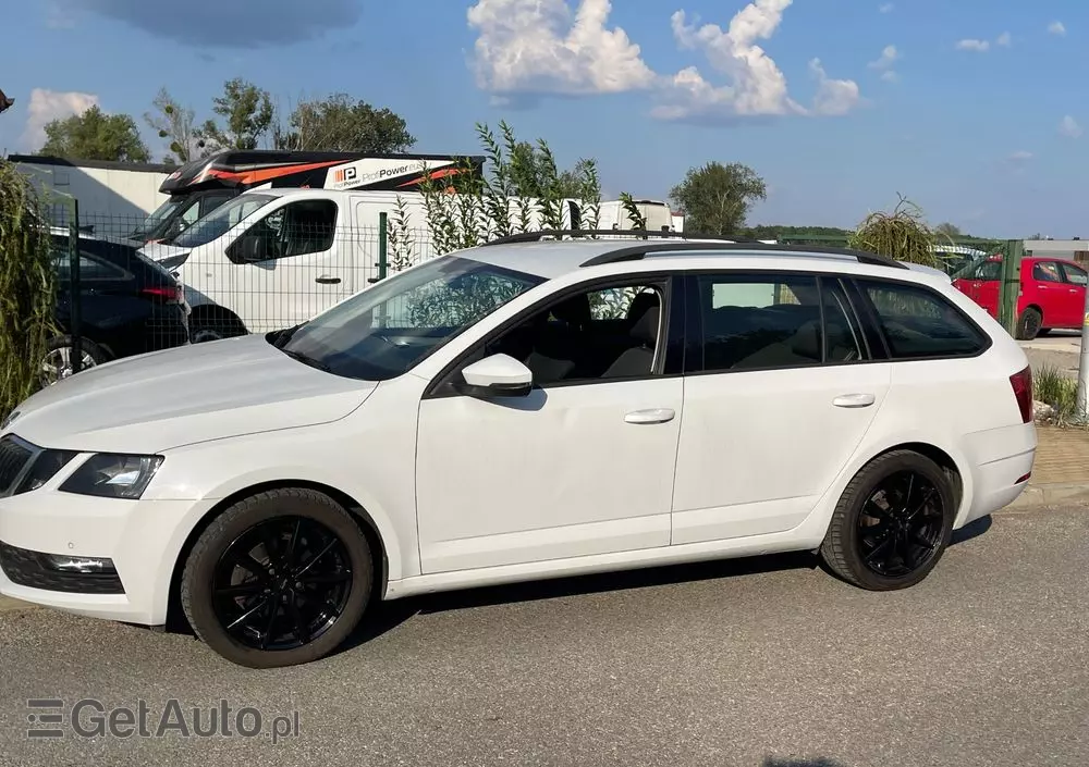 SKODA Octavia 1.6 TDI Ambition