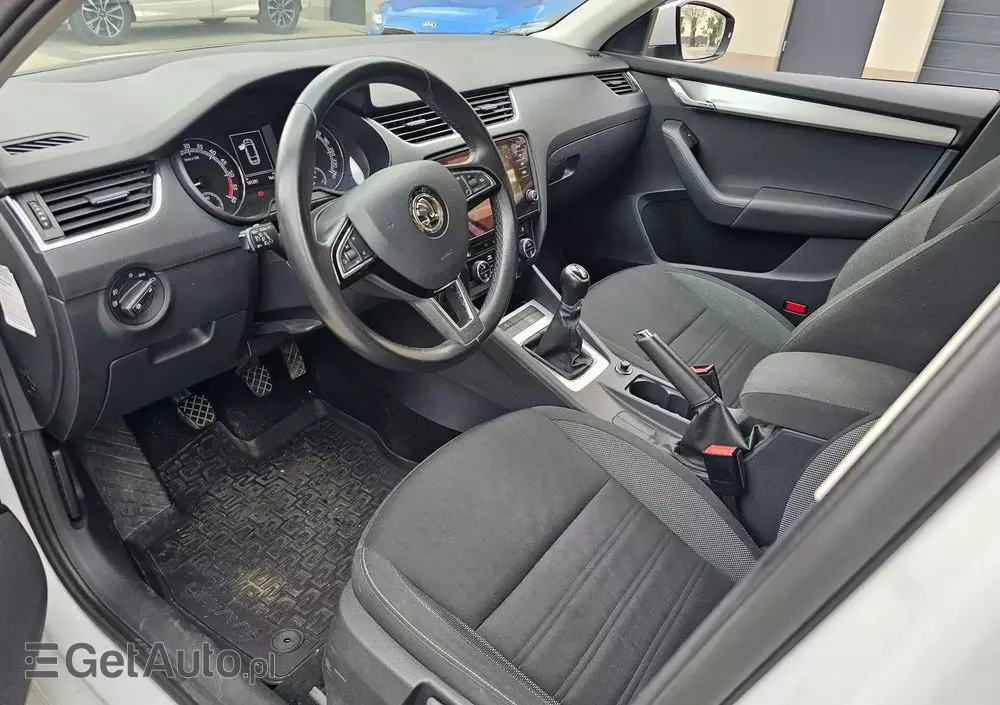 SKODA Octavia 1.6 TDI Ambition