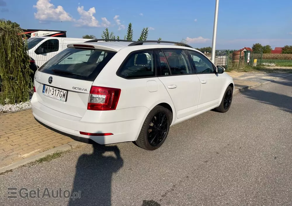 SKODA Octavia 1.6 TDI Ambition