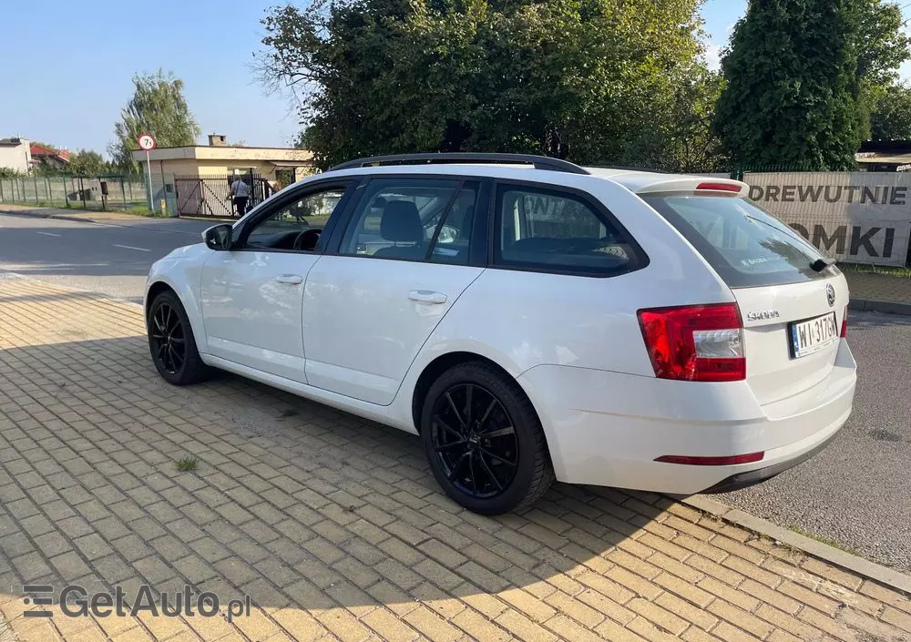 SKODA Octavia 1.6 TDI Ambition