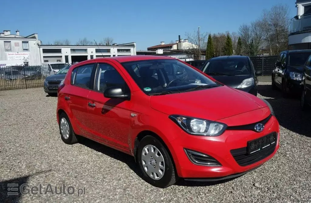 HYUNDAI I20 