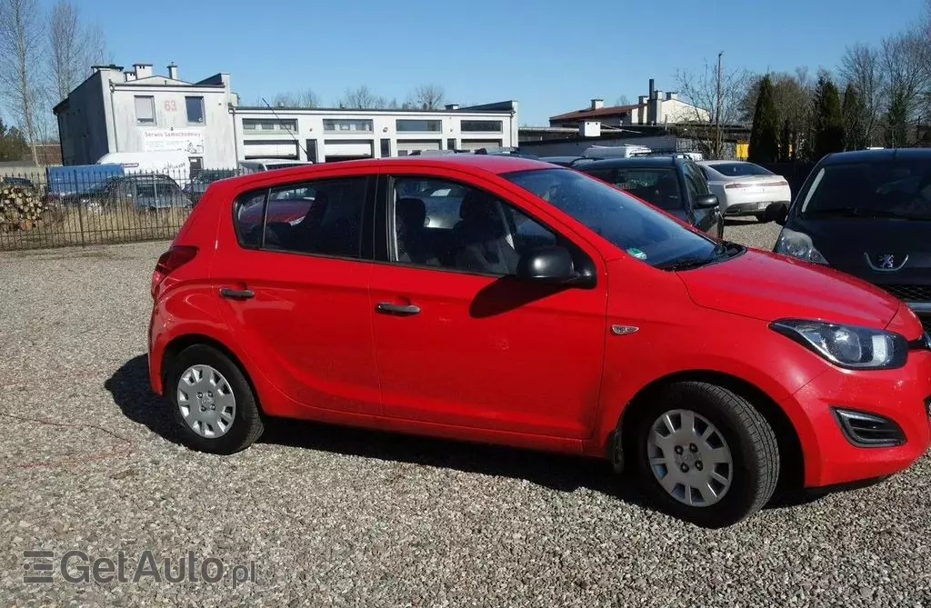 HYUNDAI I20 