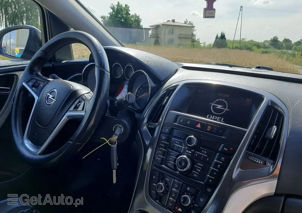 OPEL Astra 1.4 T Cosmo