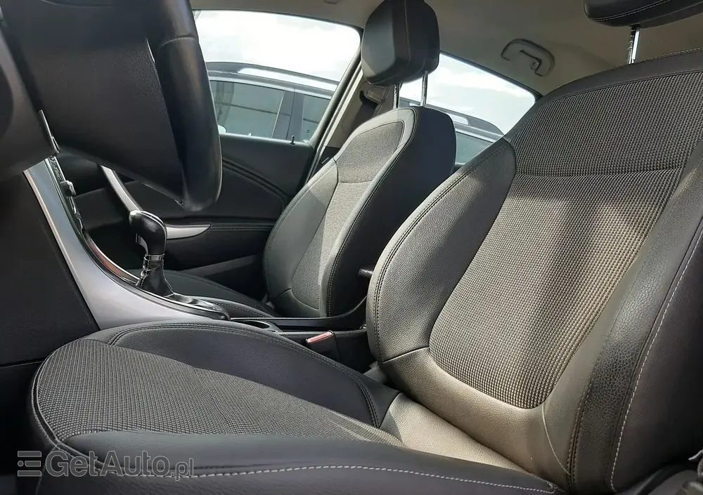 OPEL Astra 1.4 T Cosmo