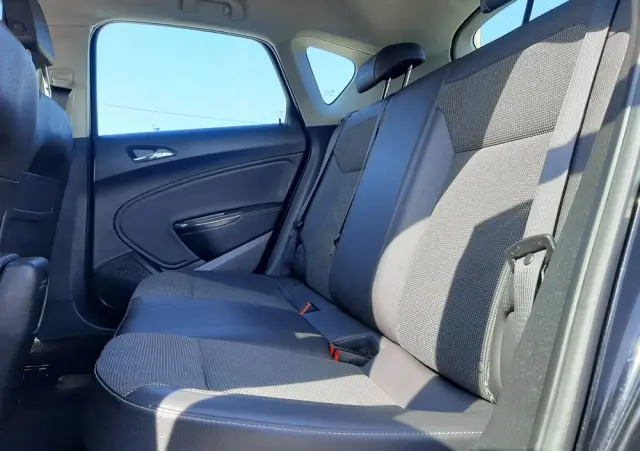 OPEL Astra 1.4 T Cosmo