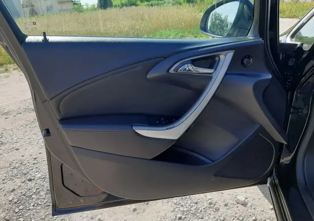 OPEL Astra 1.4 T Cosmo