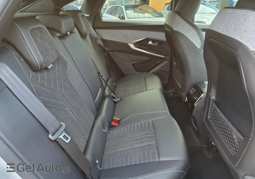 PEUGEOT 3008 1.2 PureTech mHEV GT E-DCS6