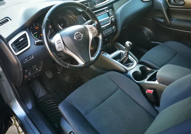 NISSAN Qashqai 1.2 DIG-T Visia EU6