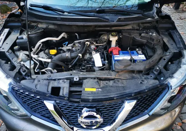 NISSAN Qashqai 1.2 DIG-T Visia EU6