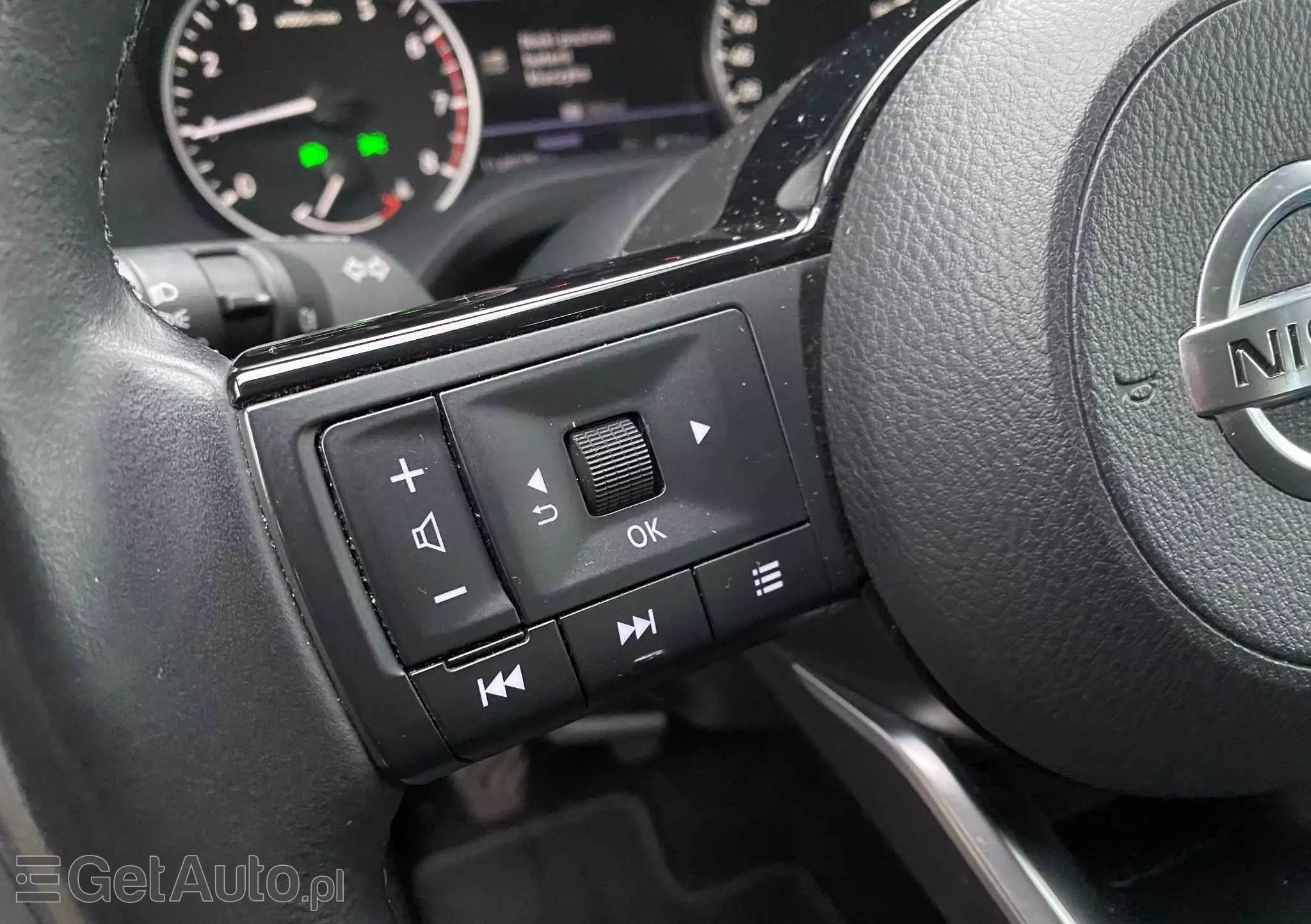 NISSAN Qashqai 1.3 DIG-T Acenta