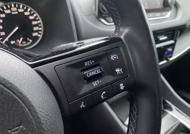 NISSAN Qashqai 1.3 DIG-T Acenta