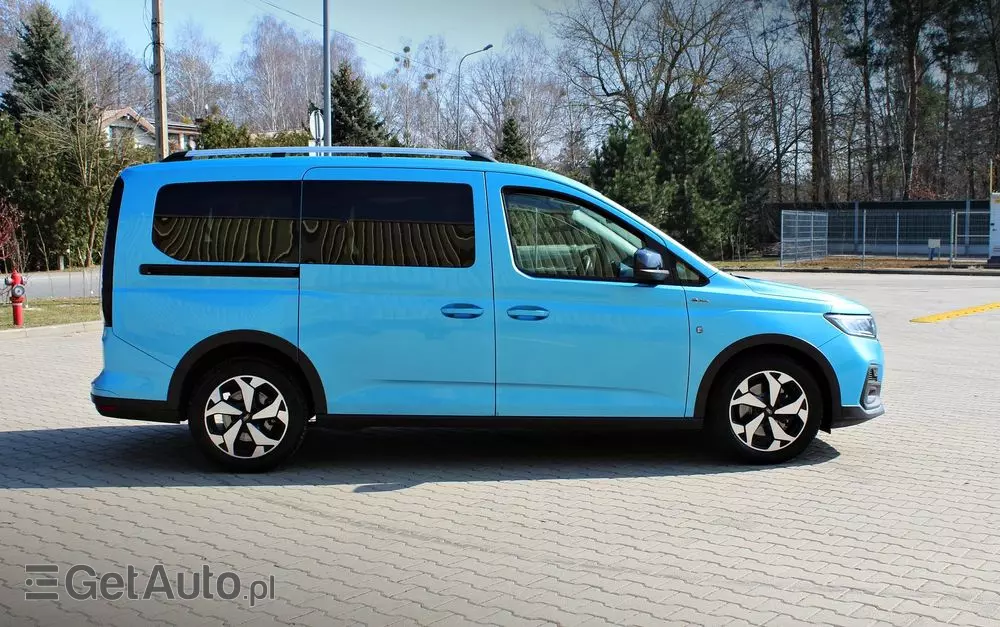 FORD Tourneo Connect 2.0 EcoBlue Active