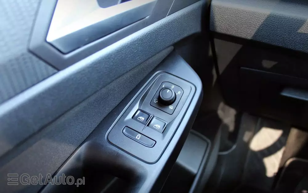 FORD Tourneo Connect 2.0 EcoBlue Active