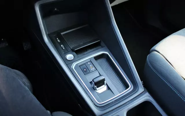 FORD Tourneo Connect 2.0 EcoBlue Active