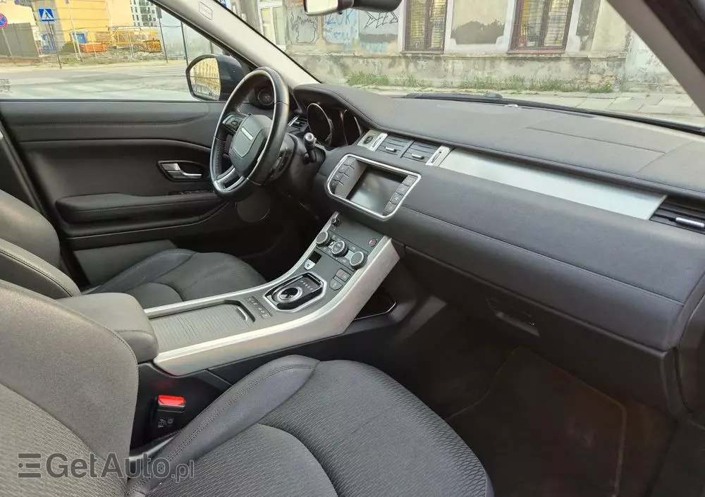 LAND ROVER Range Rover Evoque 2.0TD4 SE Dynamic