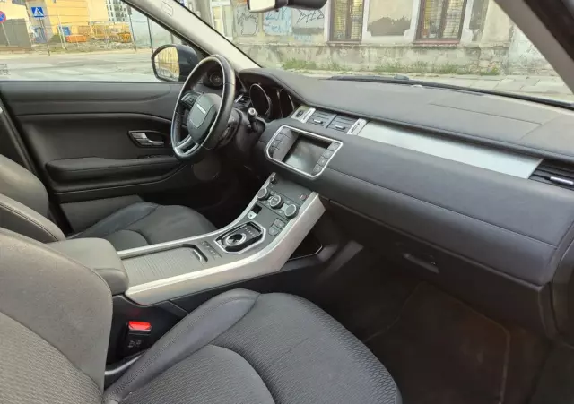 LAND ROVER Range Rover Evoque 2.0TD4 SE Dynamic