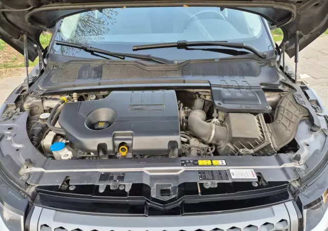 LAND ROVER Range Rover Evoque 2.0TD4 SE Dynamic