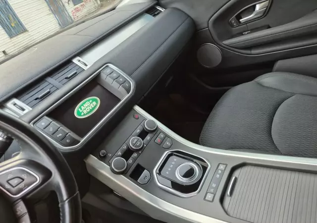 LAND ROVER Range Rover Evoque 2.0TD4 SE Dynamic