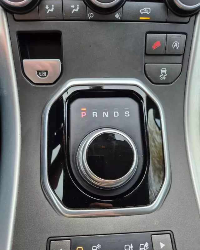 LAND ROVER Range Rover Evoque 2.0TD4 SE Dynamic