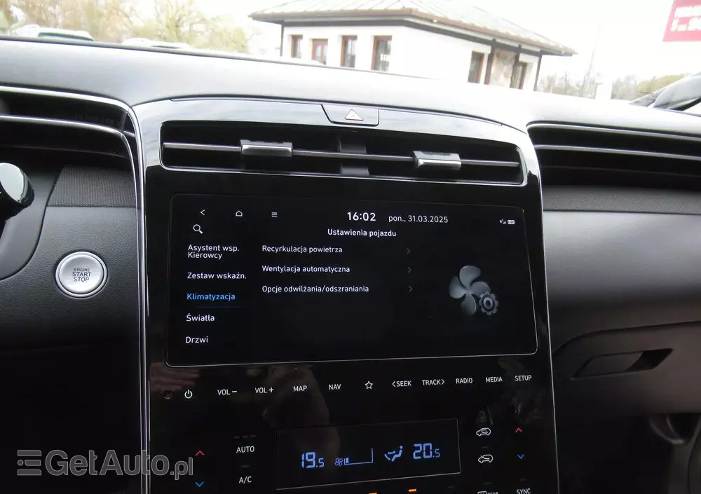 HYUNDAI Tucson 1.6 T-GDi 48V Executive 4WD DCT