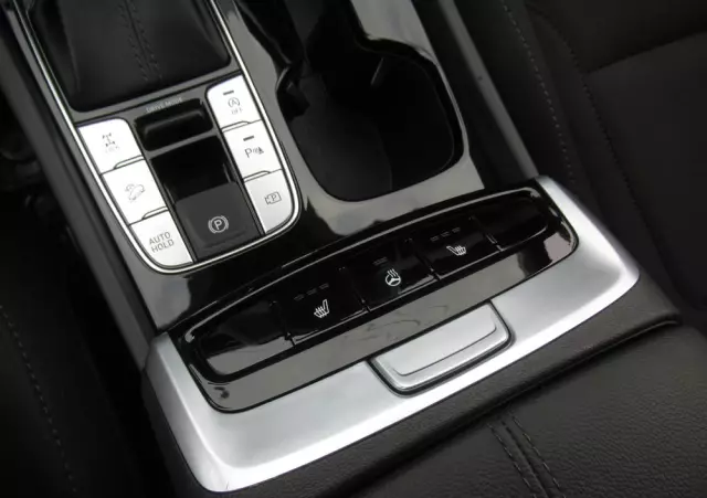 HYUNDAI Tucson 1.6 T-GDi 48V Executive 4WD DCT