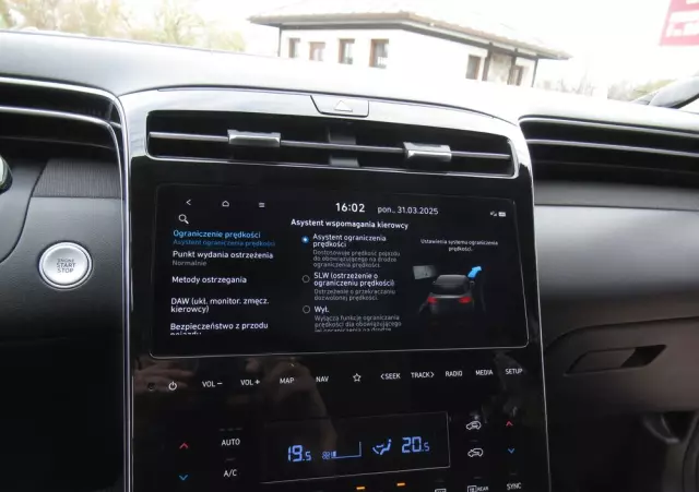 HYUNDAI Tucson 1.6 T-GDi 48V Executive 4WD DCT