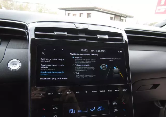 HYUNDAI Tucson 1.6 T-GDi 48V Executive 4WD DCT