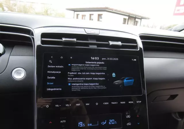 HYUNDAI Tucson 1.6 T-GDi 48V Executive 4WD DCT