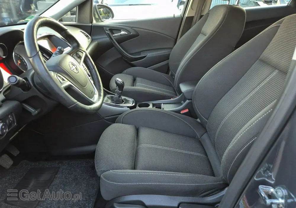 OPEL Astra 2.0 CDTI DPF SportsTourer Exklusiv