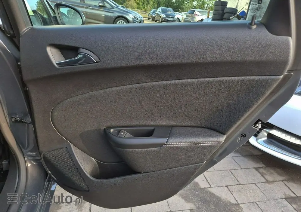 OPEL Astra 2.0 CDTI DPF SportsTourer Exklusiv